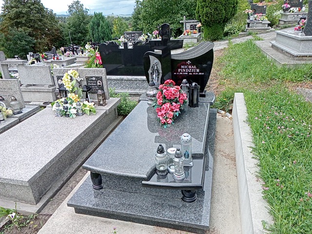Grób Michał Pindziur